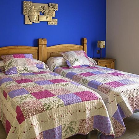 Apartamentos Rurales El Calama Zarza De Granadilla Szoba fotó